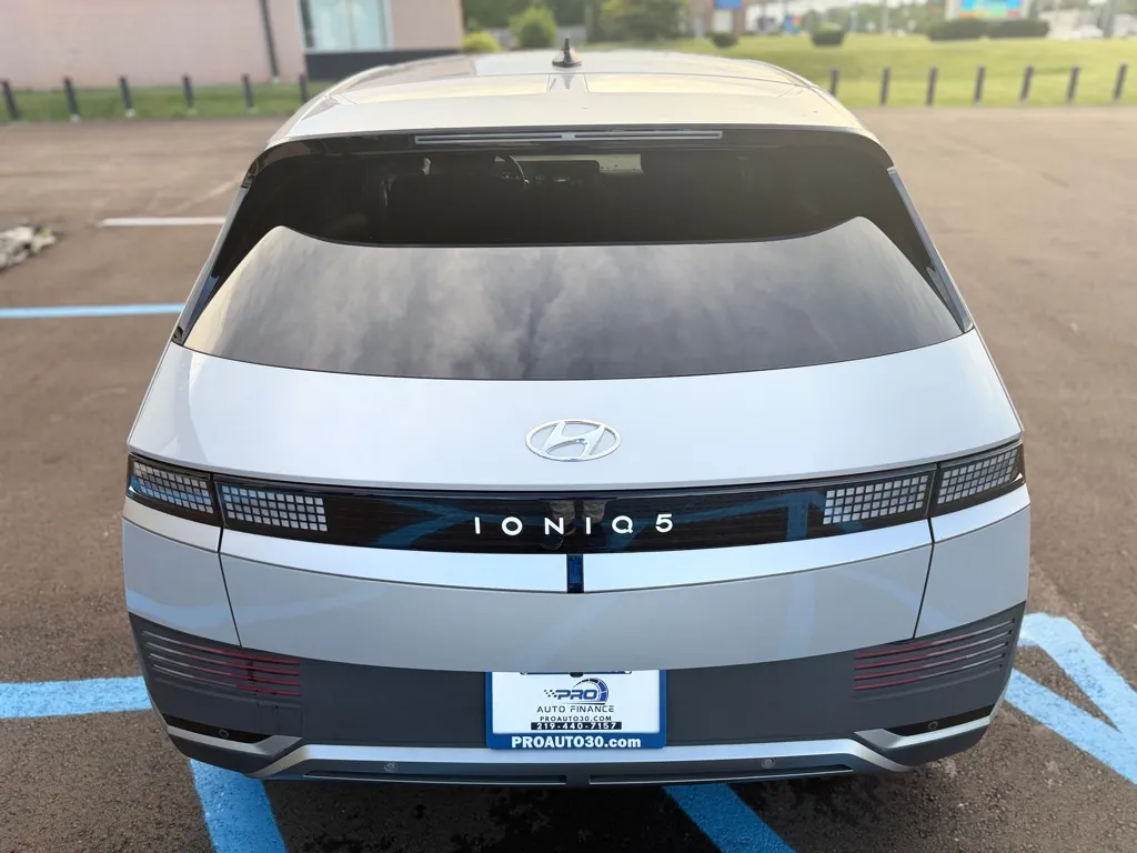 2024 Hyundai IONIQ 5 SEL - Photo 11