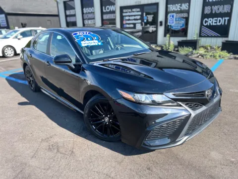 Photos of 2021 TOYOTA CAMRY SE for sale in Crown Point, IN at Pro Auto Finance