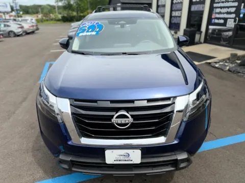 More photos of 2025 NISSAN PATHFINDER SV at Pro Auto Finance, IN