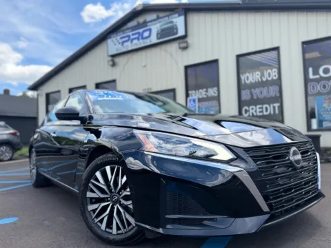 Black 2025 NISSAN ALTIMA 2.5 SV for sale in Crown Point, IN