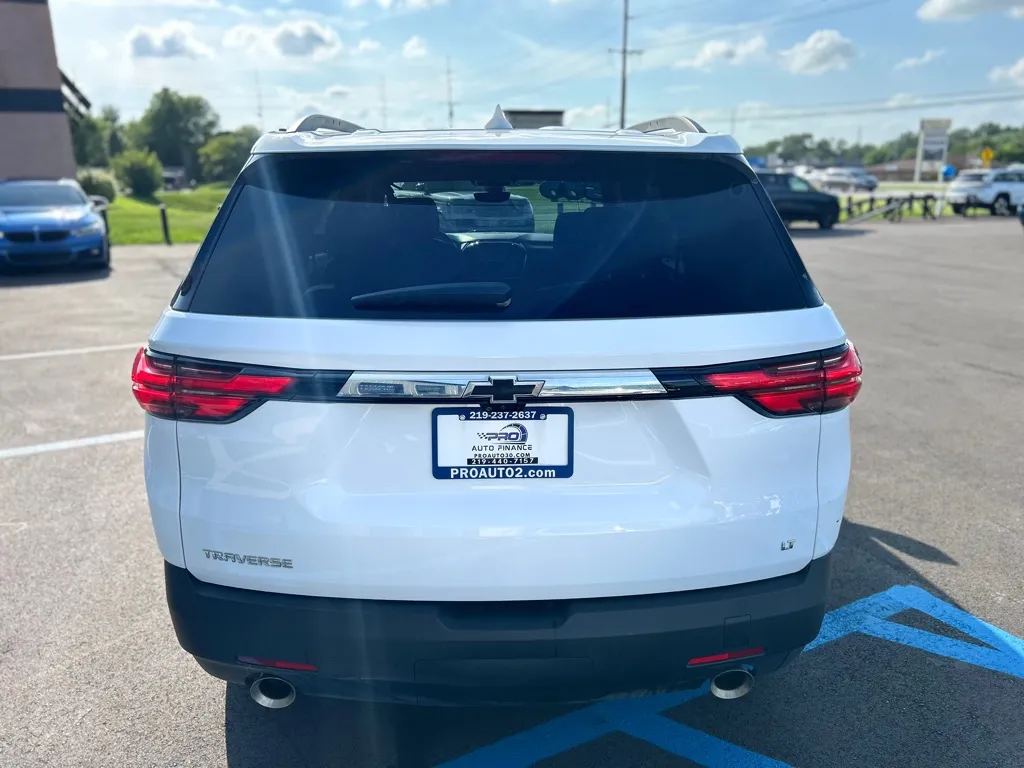 2023 Chevrolet Traverse 1LT - Photo 10