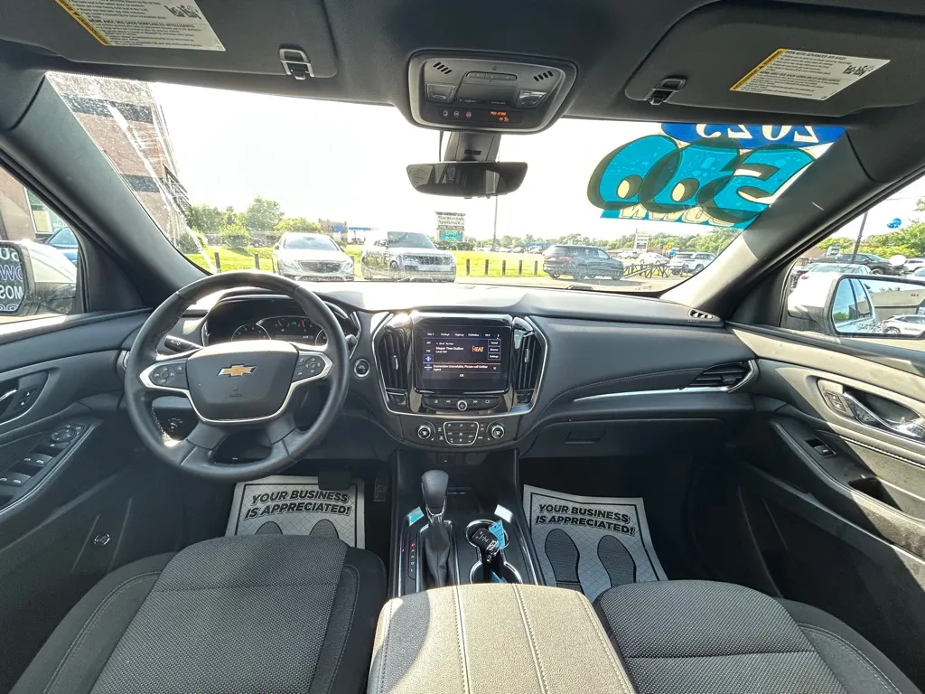 2023 Chevrolet Traverse 1LT - Photo 18