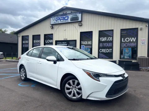 White 2023 TOYOTA COROLLA LE for sale in Crown Point, IN