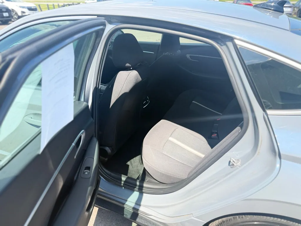 2025 Hyundai Sonata Hybrid SEL - Photo 16