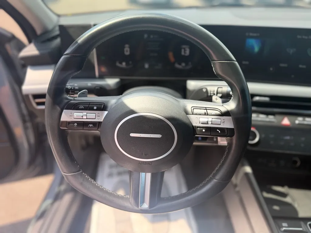 2025 Hyundai Sonata Hybrid SEL - Photo 19
