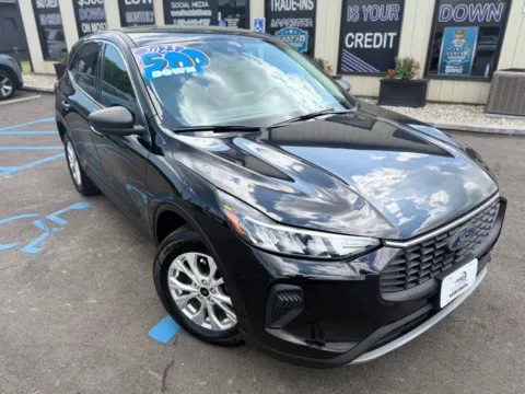 Photos of 2023 FORD ESCAPE ACTIVE for sale in Crown Point, IN at Pro Auto Finance