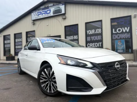 White 2025 NISSAN ALTIMA 2.5 SV for sale in Crown Point, IN