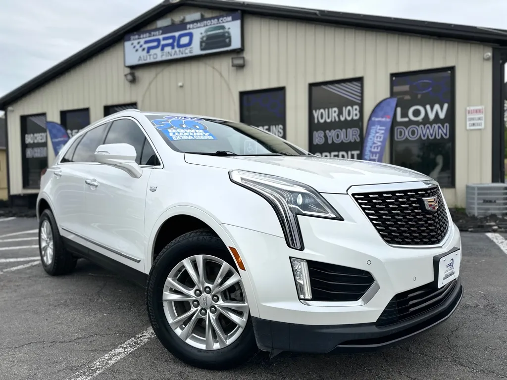 White 2022 CADILLAC XT5 LUXURY for sale in Crown Point, IN