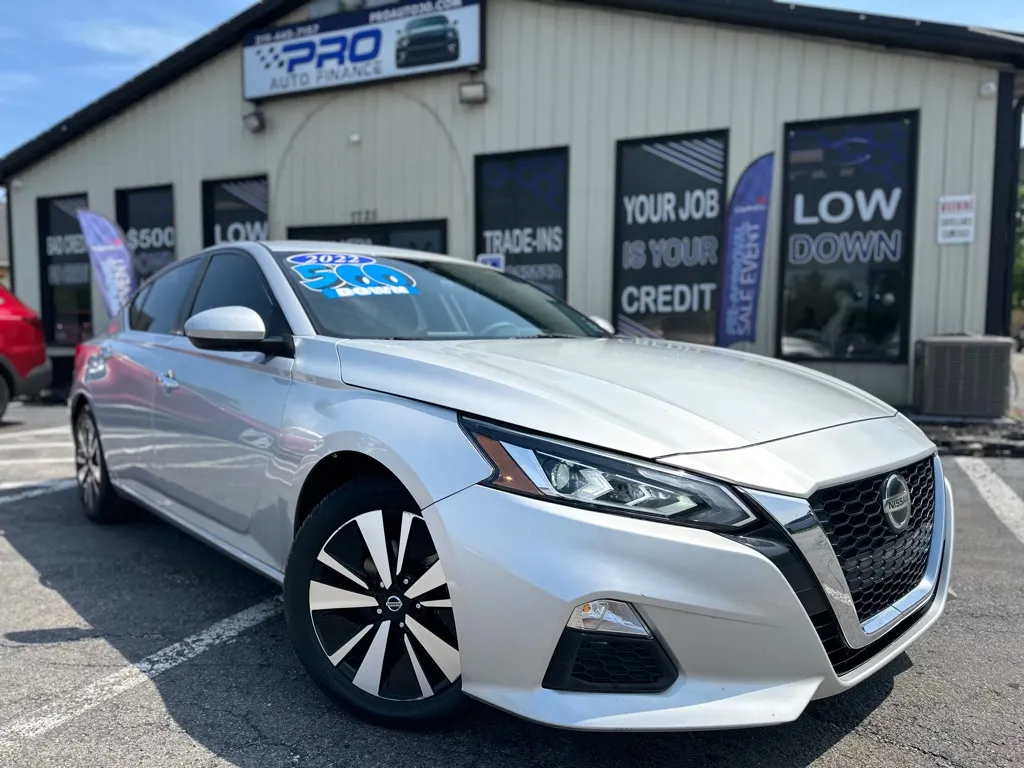 2022 NISSAN ALTIMA 2.5 SV for sale in Crown Point, IN