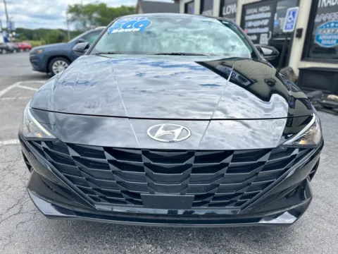 Another view of 2023 HYUNDAI ELANTRA SEL for sale in Crown Point, IN at Pro Auto Finance