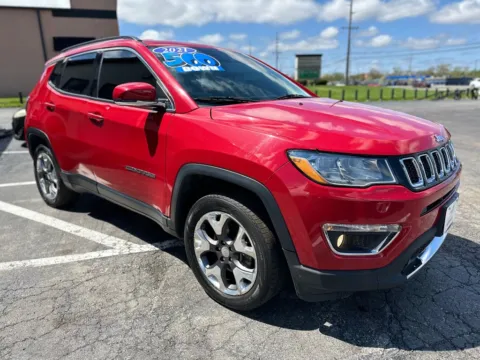 More photos of 2021 JEEP COMPASS LIMITED at Pro Auto Finance, IN