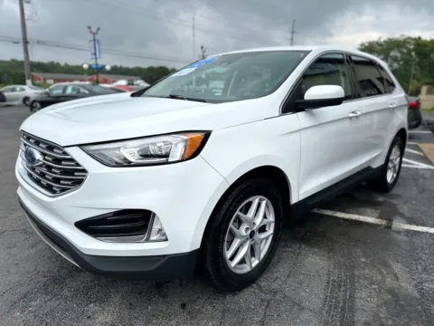 More photos of 2021 FORD EDGE SEL at Pro Auto Finance, IN