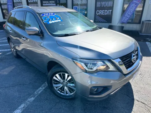 Photos of 2020 NISSAN PATHFINDER SL for sale in Crown Point, IN at Pro Auto Finance