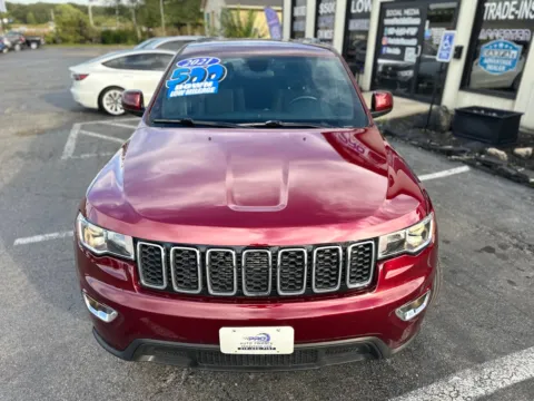 More photos of 2021 JEEP GRAND CHEROKEE LAREDO E at Pro Auto Finance, IN