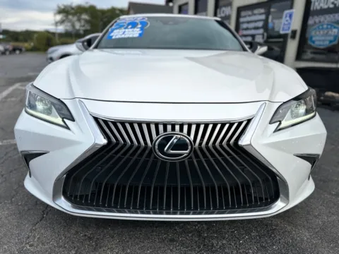 Another view of 2019 LEXUS ES 350 BASE for sale in Crown Point, IN at Pro Auto Finance