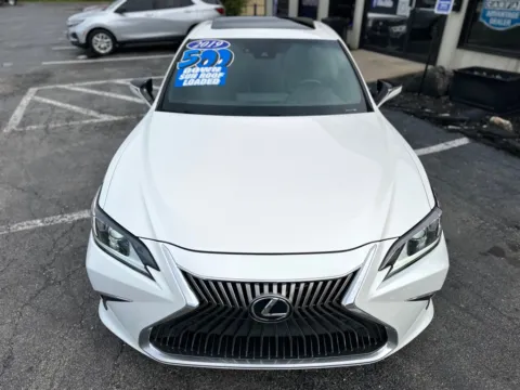 More photos of 2019 LEXUS ES 350 BASE at Pro Auto Finance, IN
