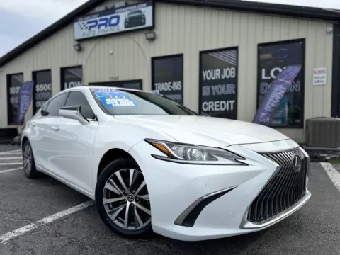 White 2019 LEXUS ES 350 BASE for sale in Crown Point, IN