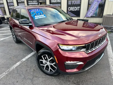 Photos of 2024 JEEP GRAND CHEROKEE LIMITED for sale in Crown Point, IN at Pro Auto Finance