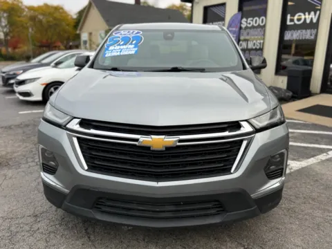 More photos of 2023 CHEVROLET TRAVERSE LS at Pro Auto Finance, IN