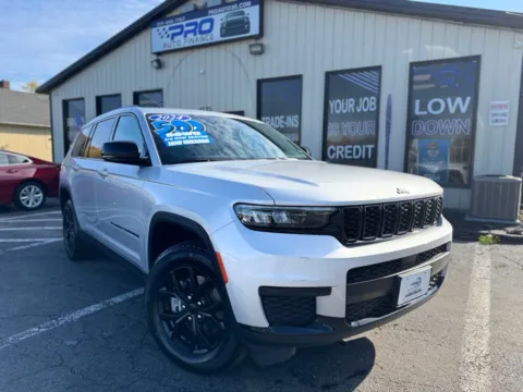 Silver 2024 JEEP GRAND CHEROKEE ALTITUDE for sale in Crown Point, IN