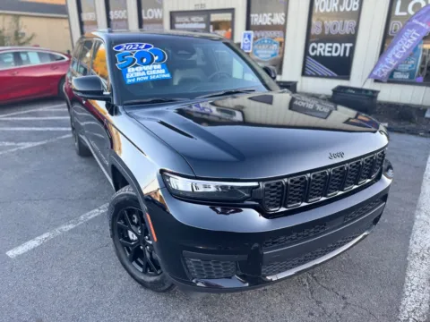 Photos of 2024 JEEP GRAND CHEROKEE ALTITUDE for sale in Crown Point, IN at Pro Auto Finance