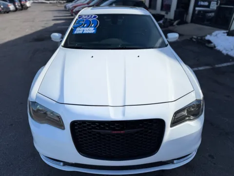 More photos of 2023 CHRYSLER 300 S V6 at Pro Auto Finance, IN