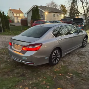 More photos of 2017 Honda Accord Hybrid Touring Sedan 4D at Exclusive Autohaus - Roselle, IL