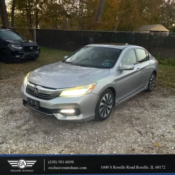 Silver 2017 Honda Accord Hybrid Touring Sedan 4D for sale in Roselle, IL