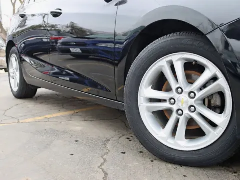 More photos of 2017 Chevrolet Cruze LT Hatchback 4D at Exclusive Autohaus - Roselle, IL