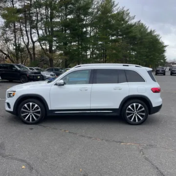 Photos of 2021 Mercedes-Benz GLB 250 4MATIC Sport Utility 4D for sale in Roselle, IL at Exclusive Autohaus - Roselle