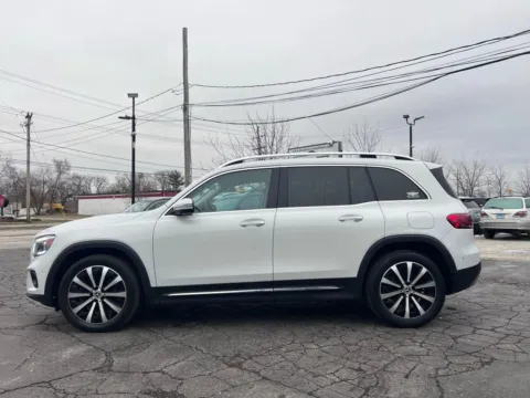 Photos of 2021 Mercedes-Benz GLB 250 4MATIC Sport Utility 4D for sale in Roselle, IL at Exclusive Autohaus - Roselle