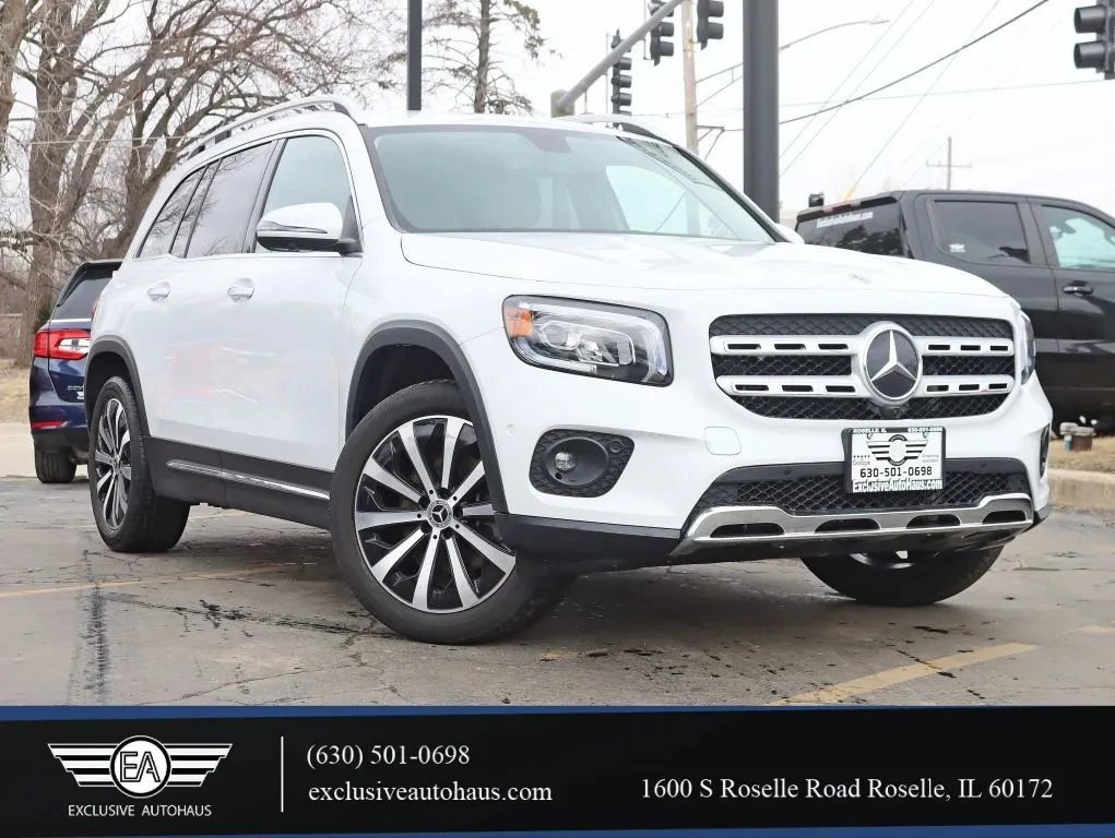 White 2021 Mercedes-Benz GLB 250 4MATIC Sport Utility 4D for sale in Roselle, IL