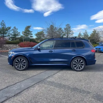 Photos of 2019 BMW X7 xDrive50i Sport Utility 4D for sale in Roselle, IL at Exclusive Autohaus - Roselle