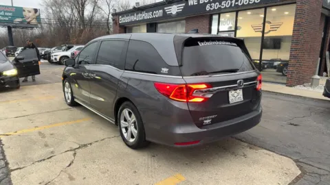 More photos of 2019 Honda Odyssey EX-L w/Navigation & RES Minivan 4D at Exclusive Autohaus - Roselle, IL