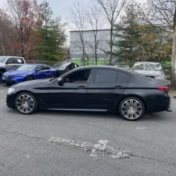 Photos of 2019 BMW 5 Series M550i xDrive Sedan 4D for sale in Roselle, IL at Exclusive Autohaus - Roselle