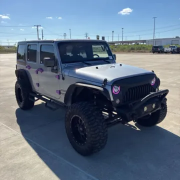 More photos of 2016 Jeep Wrangler Unlimited Sport SUV 4D at Exclusive Autohaus - Roselle, IL