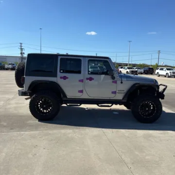 More photos of 2016 Jeep Wrangler Unlimited Sport SUV 4D at Exclusive Autohaus - Roselle, IL