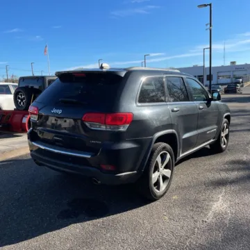 Another view of 2014 Jeep Grand Cherokee Limited Sport Utility 4D for sale in Roselle, IL at Exclusive Autohaus - Roselle