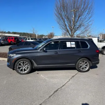 Photos of 2019 BMW X7 xDrive40i Sport Utility 4D for sale in Roselle, IL at Exclusive Autohaus - Roselle