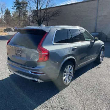 More photos of 2016 Volvo XC90 T8 Inscription Sport Utility 4D at Exclusive Autohaus - Roselle, IL