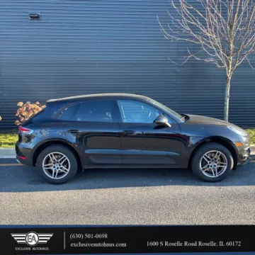 Black 2020 Porsche Macan Sport Utility 4D for sale in Roselle, IL