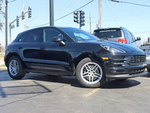 Photos of 2020 Porsche Macan Sport Utility 4D for sale in Roselle, IL at Exclusive Autohaus - Roselle