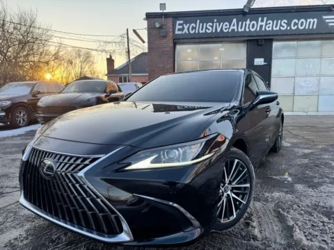 Photos of 2024 Lexus ES 300h Sedan 4D for sale in Roselle, IL at Exclusive Autohaus - Roselle