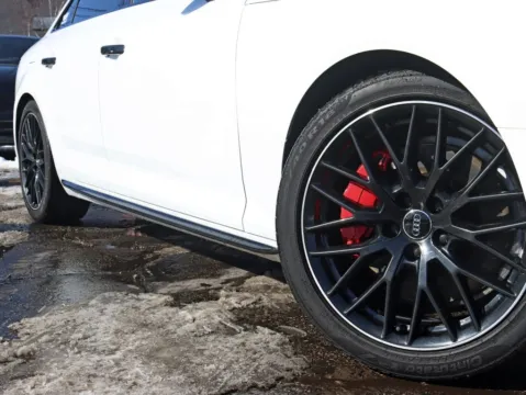 More photos of 2018 Audi A4 Premium Plus Sedan 4D at Exclusive Autohaus - Roselle, IL