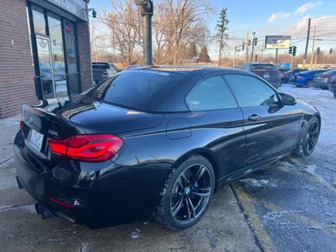 More photos of 2015 BMW M4 Convertible 2D at Exclusive Autohaus - Roselle, IL