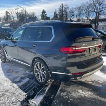 Photos of 2020 BMW X7 xDrive40i Sport Utility 4D for sale in Roselle, IL at Exclusive Autohaus - Roselle