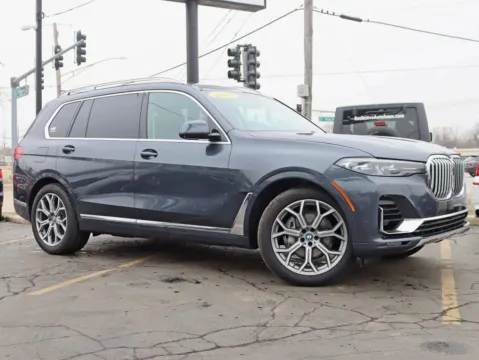 Another view of 2020 BMW X7 xDrive40i Sport Utility 4D for sale in Roselle, IL at Exclusive Autohaus - Roselle