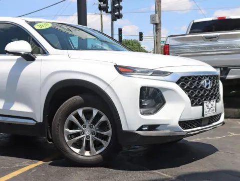 Another view of 2020 Hyundai Santa Fe 2.4 SEL Sport Utility 4D for sale in Roselle, IL at Exclusive Autohaus - Roselle