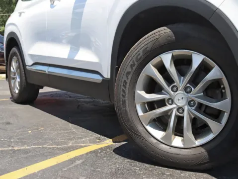 More photos of 2020 Hyundai Santa Fe 2.4 SEL Sport Utility 4D at Exclusive Autohaus - Roselle, IL