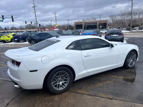 More photos of 2011 Chevrolet Camaro SS Coupe 2D at Exclusive Autohaus - Roselle, IL